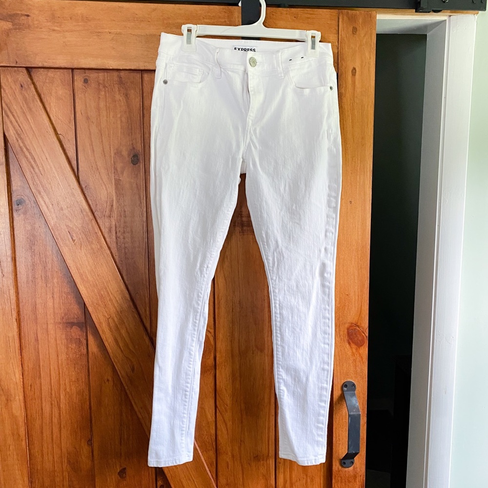 Express White Skinny’s 8
